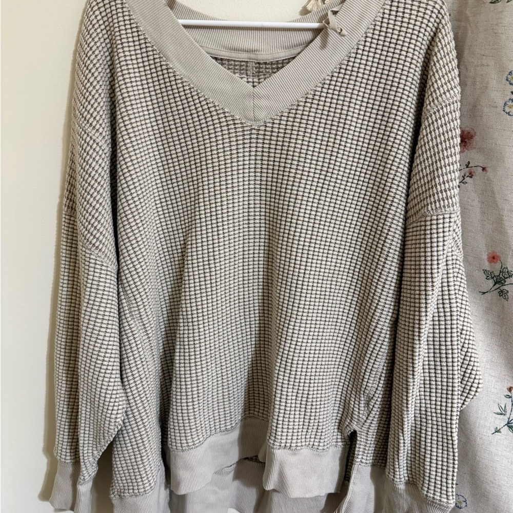 American Eagle Outfitters Neutral Waffle V-Neck Pullover